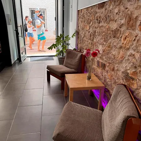 Mediterráneo Vendégház 3*