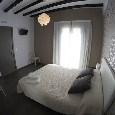 地中海旅馆 招待所 3*